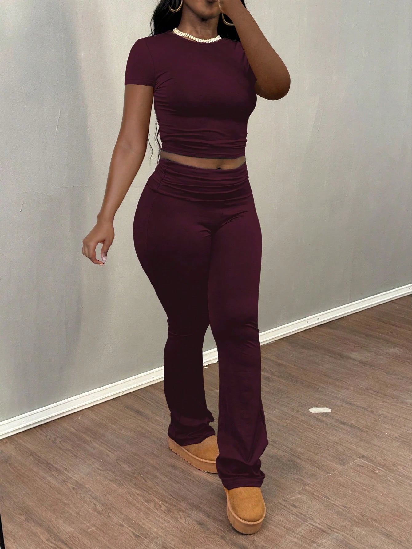 2Pcs/Set Women Casual Solid Color Short Sleeve T-Shirt and Fold over Waist Pants Suit