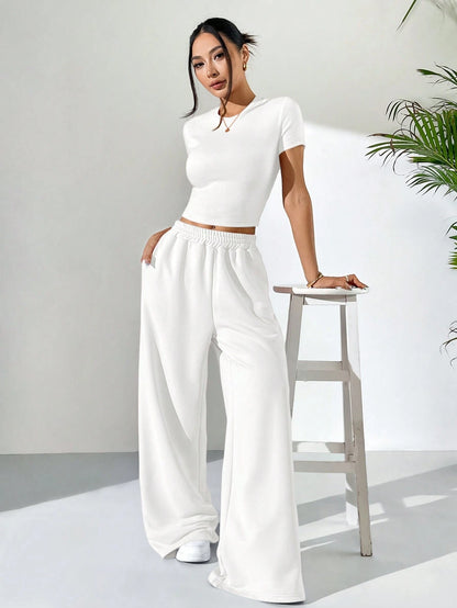 Ezwear 2Pcs/Set Summer White Tight Short Sleeve T-Shirt and Loose Sweatpants Casual Outfits